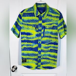 Loco Skailz Men Button Down Performance Fishing Shirt SZ M SS Vented  Blue Green
